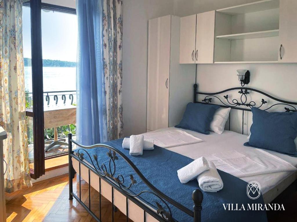 Apartments Vila Miranda On The Beach Barbat na Rabu Exteriér fotografie